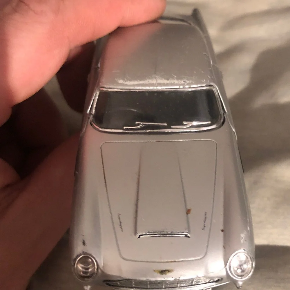 1963 Aston Martin DB5 Pull Back